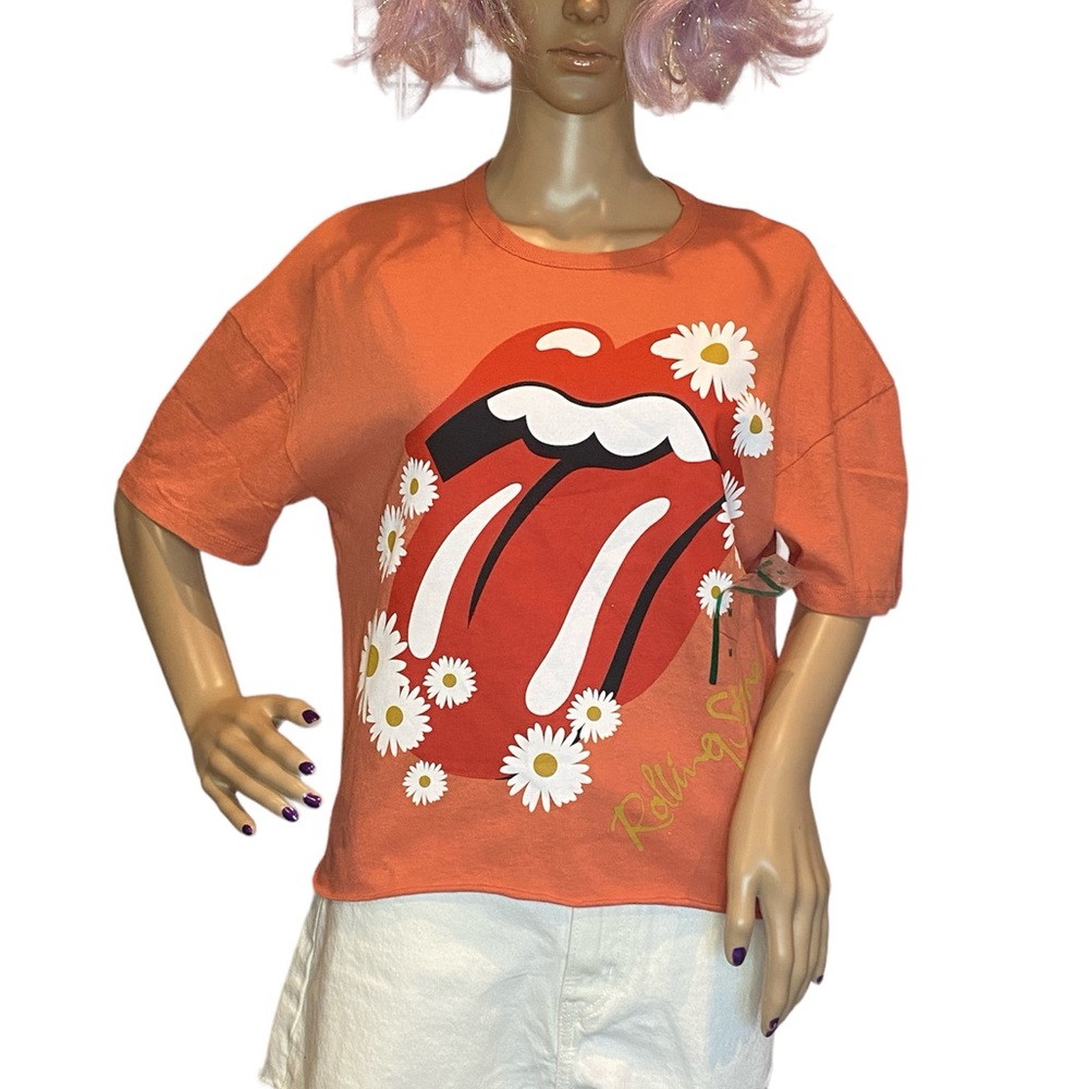 The Rolling Stones Logo with Daisies Cropped Tee Shirt T-Shirt Size Medium NWT